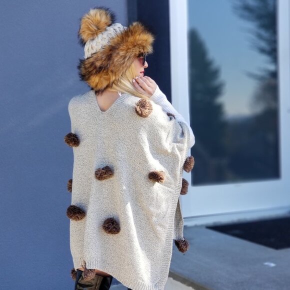 Tan Pom Pom Wrap - Picture 4 of 10